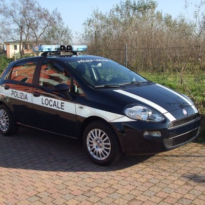 ALLESTIMENTO FIAT PUNTO POLIZIA LOCALE1