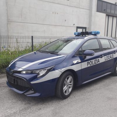 TOYOTA COROLLA IBRIDA – POLIZIA LOCALE ALTO VICENTINO VI1